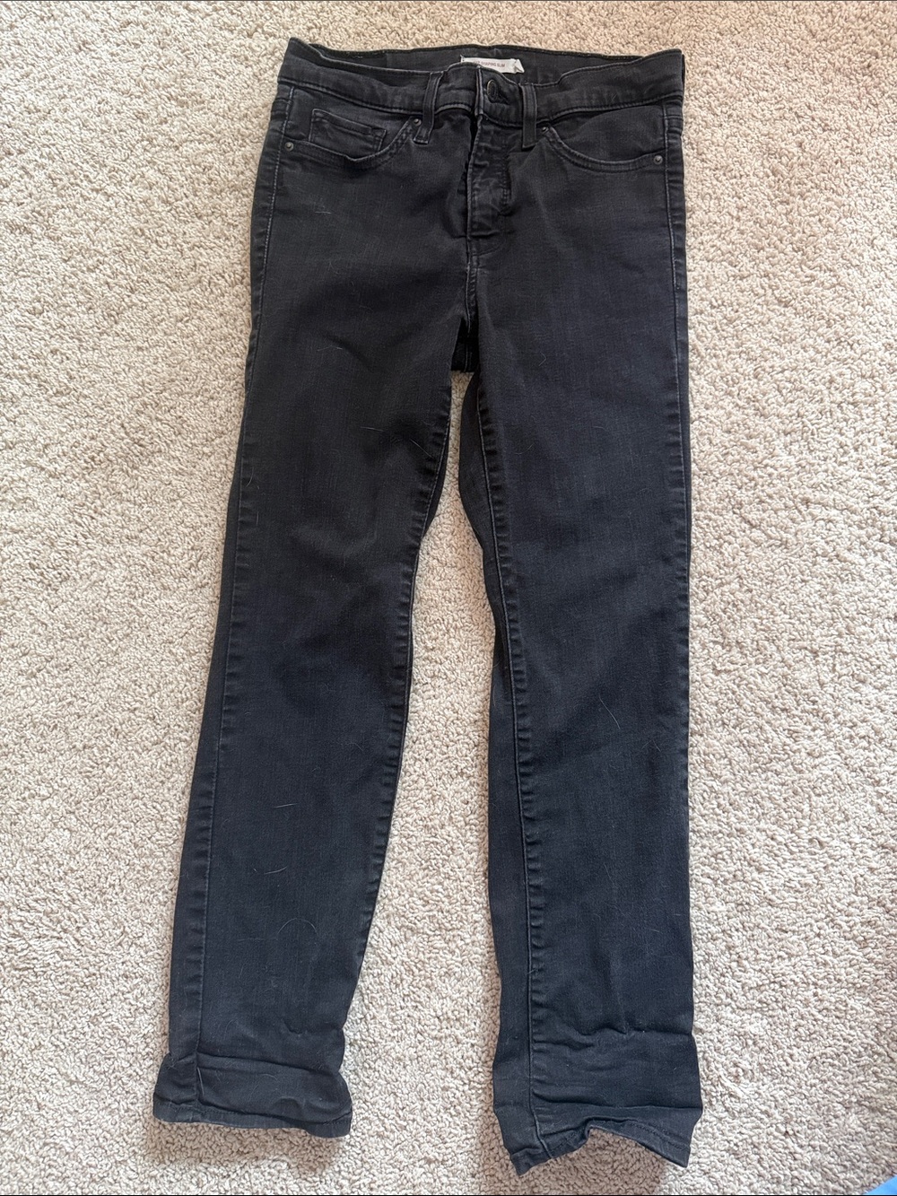 Levi's Women's Black Skinny Jeans - Shaping Slim Fit